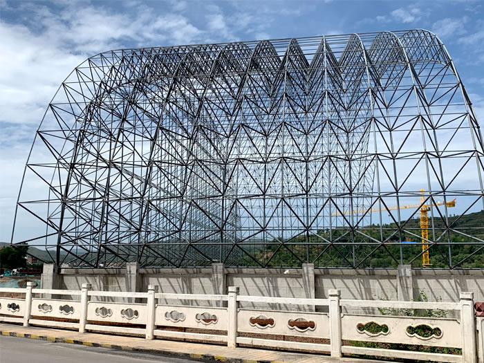 西昌山寨矿储煤棚网架